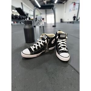 NWT Unisex Converse Chuck Taylor All Star Sneakers  Mid-Top Size: M 11.5/W 13.5